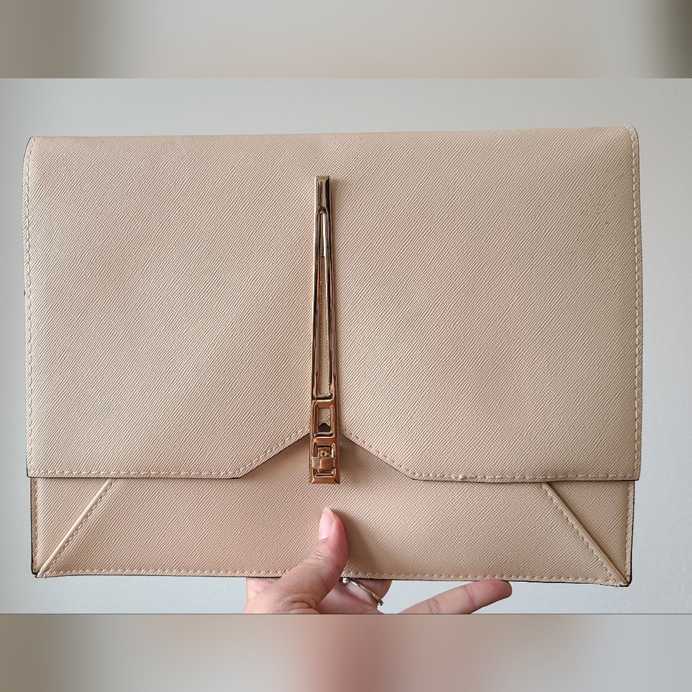 Envelope clutch